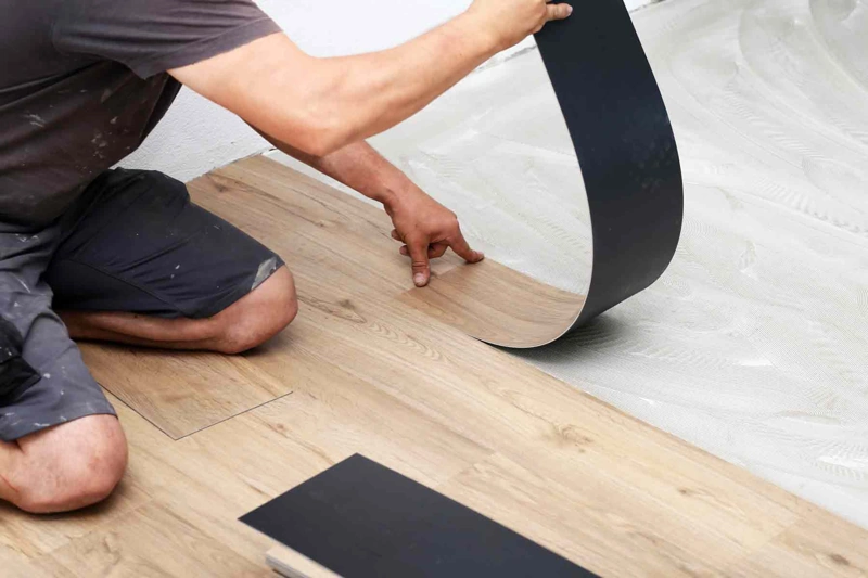 Installing PVC Flooring in Dubai